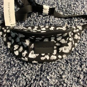 Calvin Klein Nylon Logo waist belt bag Foral